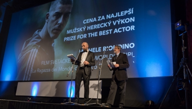cena za najlepší mužský herecký výkon - Michele Riondino, film Svetácke dievča (r.Marco Danieli)